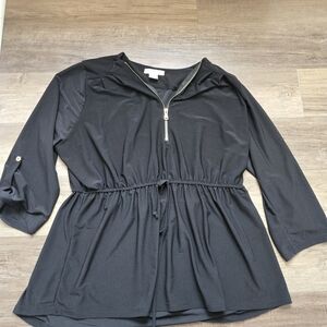 Chic Black Zip-Up Blouse